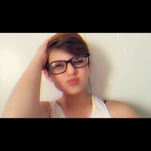 Meet your Posher, Karisa